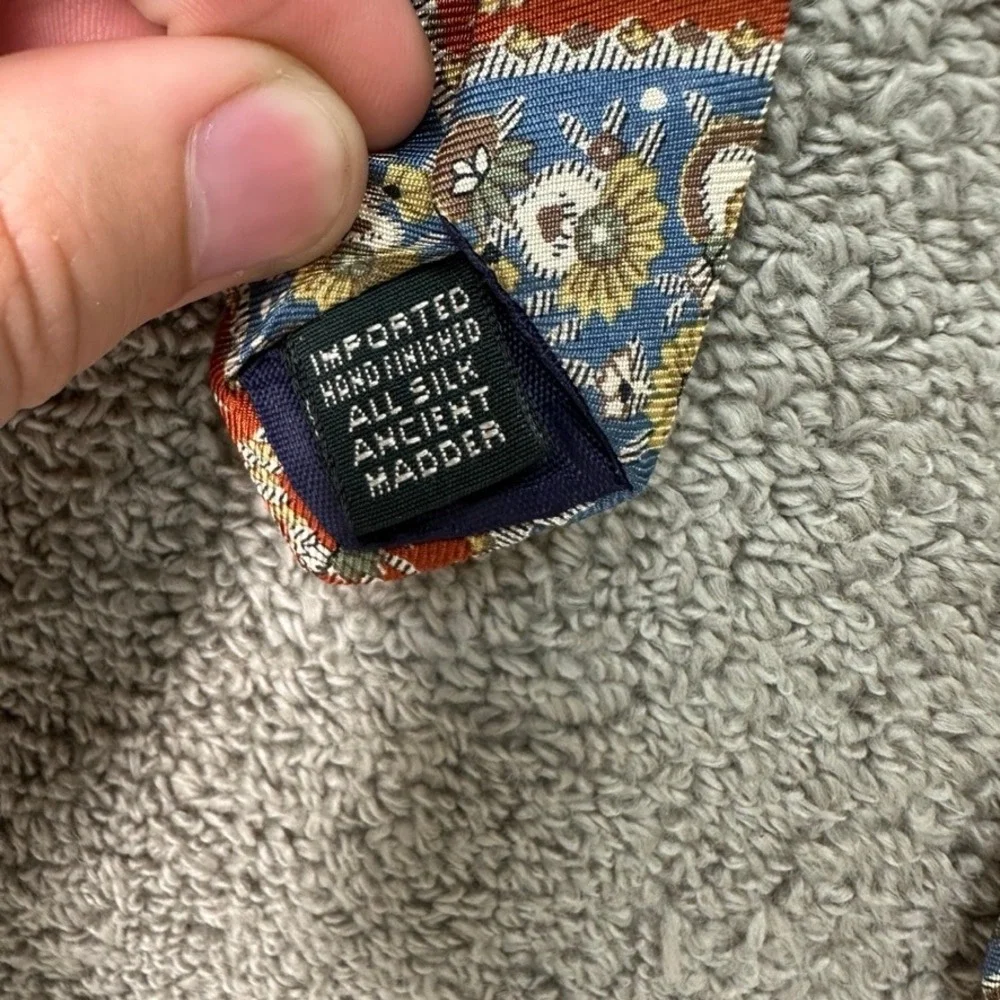 Bert Pulitzer Collectors Edition Ancient Madder Silk Paisley Tie Red Blue USA